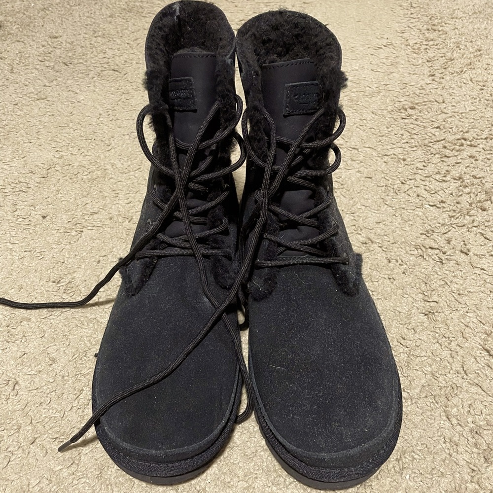 Koolaburra by UGG lace up boots
